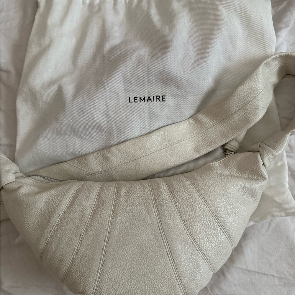 Lemaire Croissant Bag in Grained Leather in Chalk